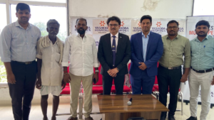 బ్రోంకోస్కోపీతో తొలగించి 17 ఏళ్ల బాలుడికి ప్రాణదానం