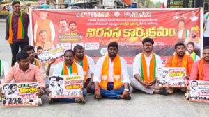యూత్ డిక్లరేషన్ హామీలు వెంటనే అమలు చేయాలి…